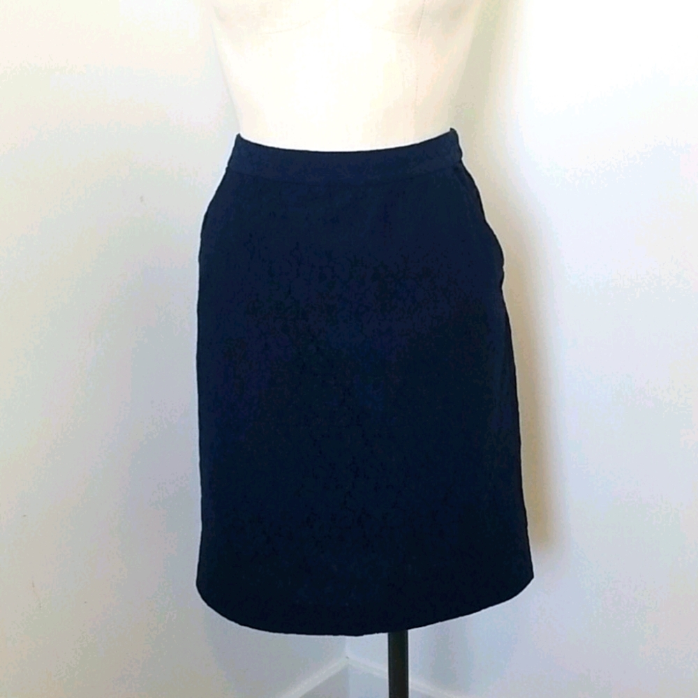 C. Wonder Navy Skirt Floral  Lace Sz 8